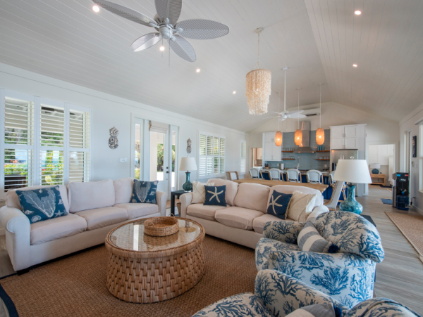Luxurious Beachfront Four Bedroom Rental in Eleuthera